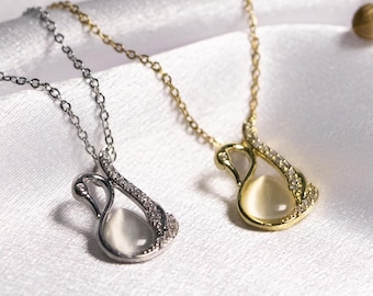 Gold Plated Swan Necklace: Zircon Gemstone Pendant