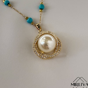 Minimalist fresh water pearl jewelry