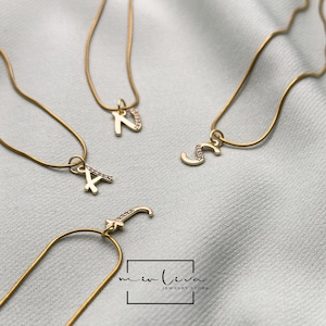 Colar inicial, pingente de ouro personalizado, joias com nome personalizado, presentes para ela, colar de letras minimalista, joias finas, presente de aniversário