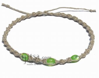Naturligt vridet hampa gröna hartspärlor i surferstil med chokerhalsband