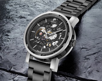 Schwarze Luxus-Herrenuhr, Automatikwerk, skelettiertes Zifferblatt, schwarzes Metallarmband, Geschenk für Herren – von PUNCH Watch