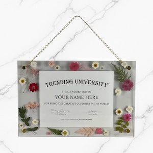 Marco de diploma con flores prensadas de acrílico imagen 4