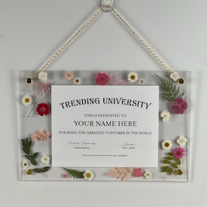 Hanging Acrylic Pressed Flower Diploma Frame with Gold Chain