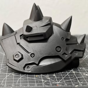 Omega Spiked Shoulder Armor Pauldrons