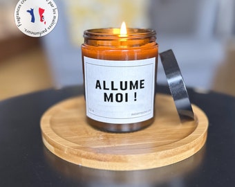 Bougie artisanale parfumée « Allume moi ?» : Un cadeau coquin, une idée originale pour un couple amoureux.