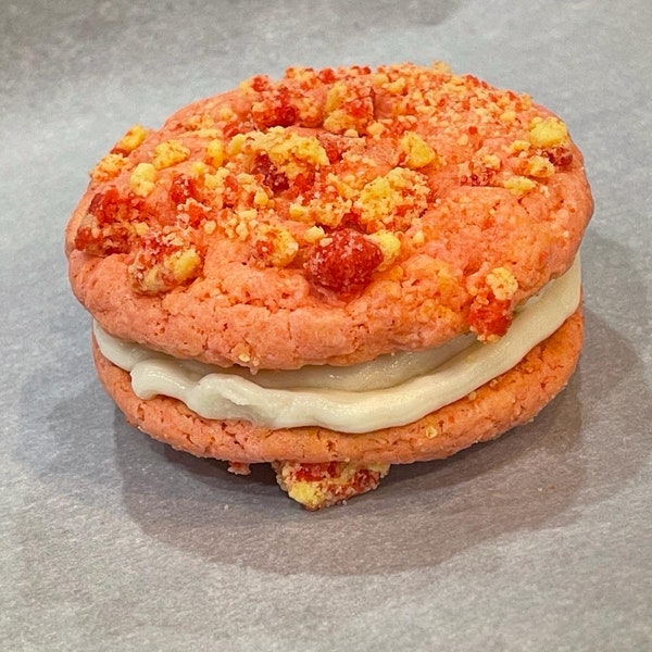 Strawberry Shortcake Cookie Sandwich with Crumble Topping recipe