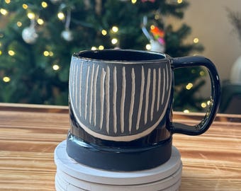Hand-Carved Ceramic Mug – Modern Minimalist Vibes in Black & White