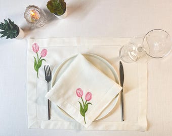 Roze tulp linnen placemat, Cottagecore-tafeldecor, romantisch tuintafereel, geborduurde bloemenplacemat, Tea Party-tafelinstelling