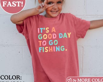 Comfort Colors® Its A Good Day To Go Fishing kindershirt, viscadeaus voor kinderen, shirt zeebaarsvissen, T-shirt vliegvissen voor jonge visser