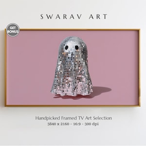 Op de afbeelding: Een ingelijste kunstdruk met een discobal-geest op een roze achtergrond. Het kunstwerk is gepresenteerd in een gouden lijst, met de tekst "SWARAV ART" en "Handpicked Framed TV Art Selection". De resolutie is 3840 x 2160.