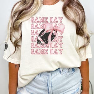 Football Game Day Tshirt for Women with Bow – Cute & Stylish Team Spirit Shirt, Perfect for Tailgating, Game Day Outfit, Cozy and Trendy