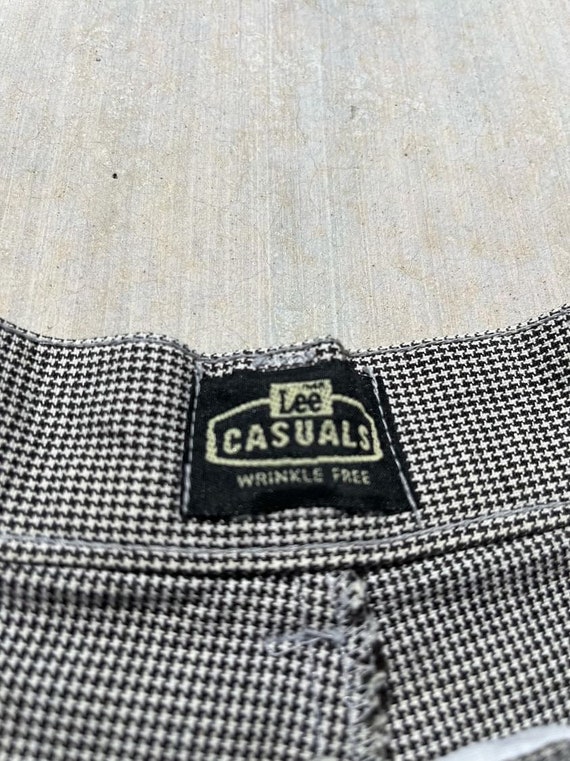 Vintage 80s Lee Casuals Pleated Shorts- 30” Waist - image 3