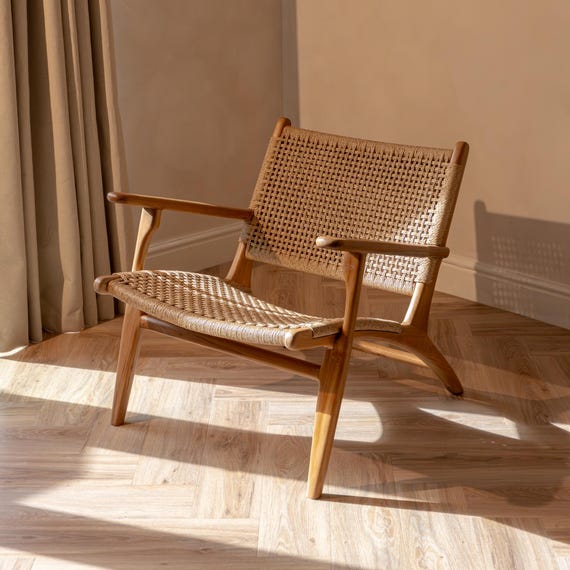 アームレスト付き手作りラタンアクセントチェア | ラウンジチェア
