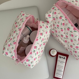 Pink Floral Makeup Bag | Cute Makeup Bag | Aesthetic Cosmetic Bag | Pink Cosmetic Bag | Cosmetic Organizer | Cute Toiletry Bag