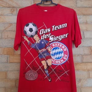 Vintage 1997 FC Bayern Munchen T-Shirt Deutscher Meister German Champion Football Soccer Tee Size Adul S ,FC Bayern Munchen Tee 1997 T-Shirt