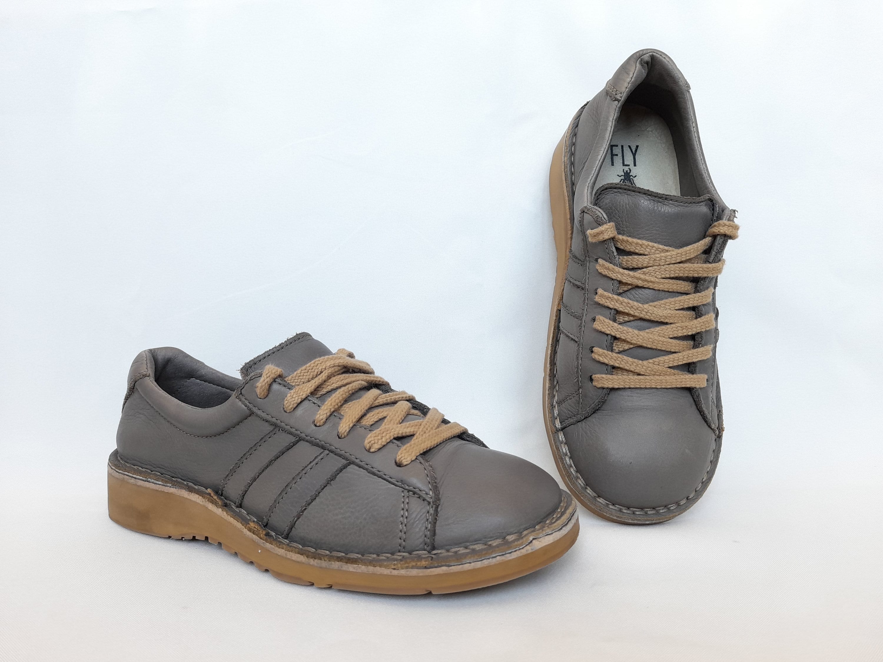 90s walking shoes France