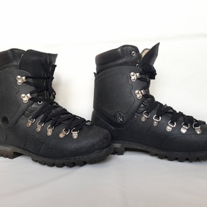 Vintage Raichle Mountaineering Boot Men size 7.5 Raichle | Shoes | Raichle Vibram Soles Mountaineering Hiking  main image 3