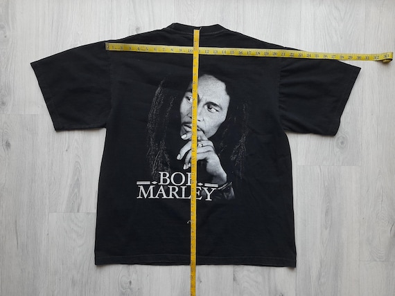 Vintage Y2K Bob Marley XL Size T-shirt .heavyweight T-shirt.bob