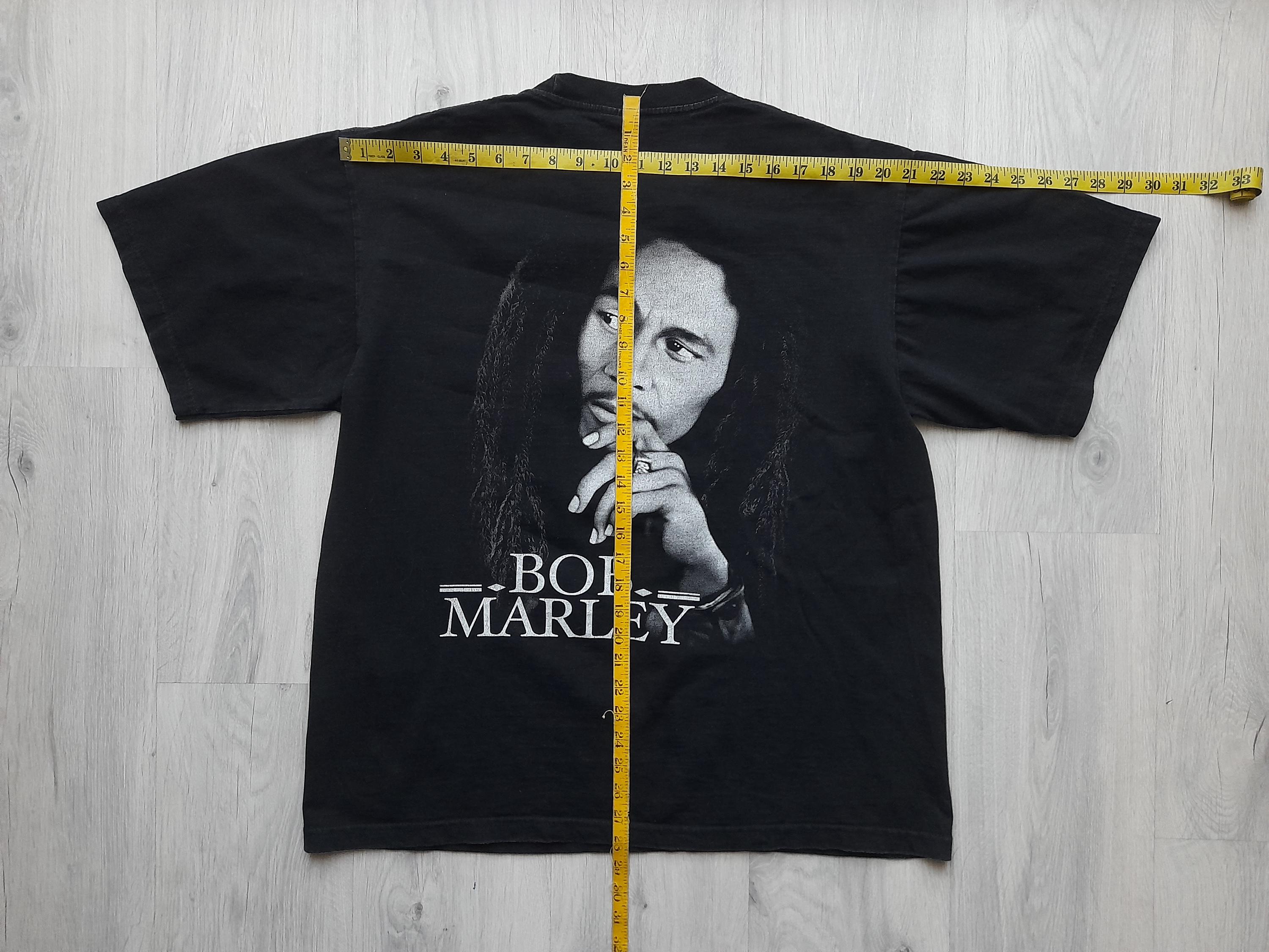 Vintage Y2K Bob Marley XL Size T-shirt .heavyweight T-shirt.bob