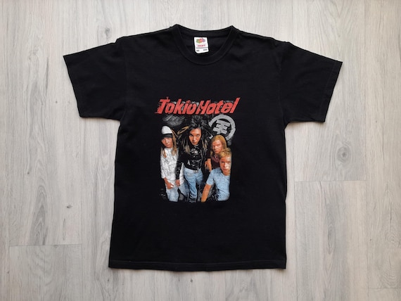 Vintage Tokyo Hotel T-Shirt.Womens Medium Size .Tokio Hotel Band Tee.Rock Emo Tokio Hotel Rock Band Tee. Y2K Tokio Hotel Emo Scene Band