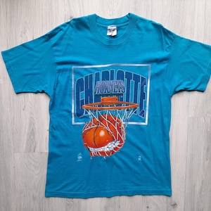Vintage 90s Charlotte Hornets T-shirt ,XL ,Made in Usa ,Single Stitch Tee , 90s Charlotte Hornets Mens Tee