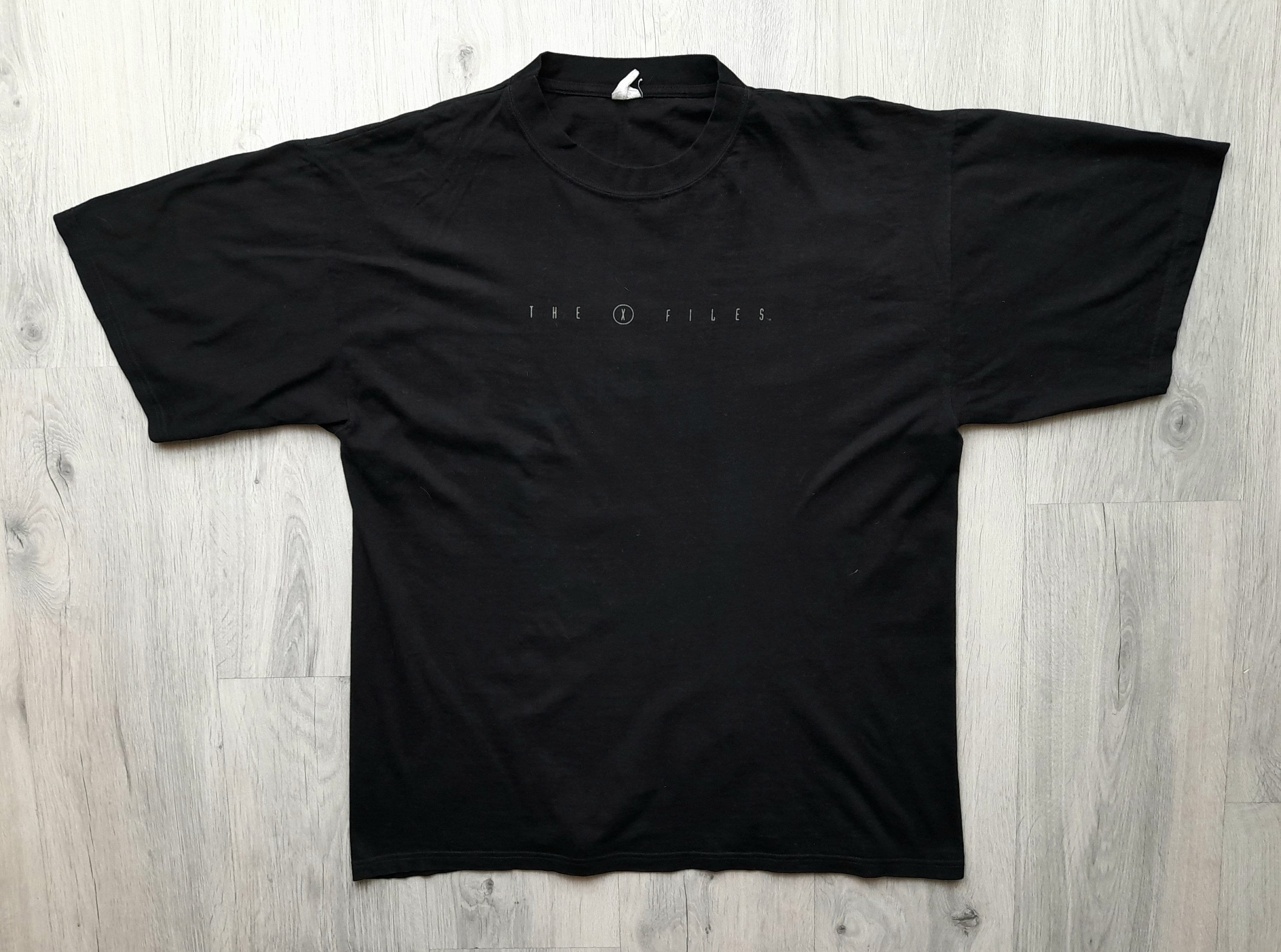 Vintage 1995 X- Files the Truth is Out There Tee , XL , J's