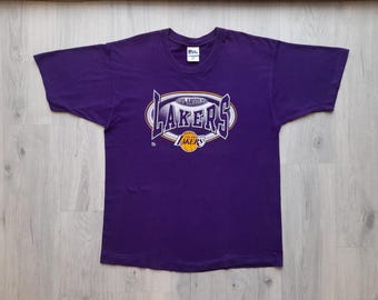 Vintage 90s Perfume T-shirt: 