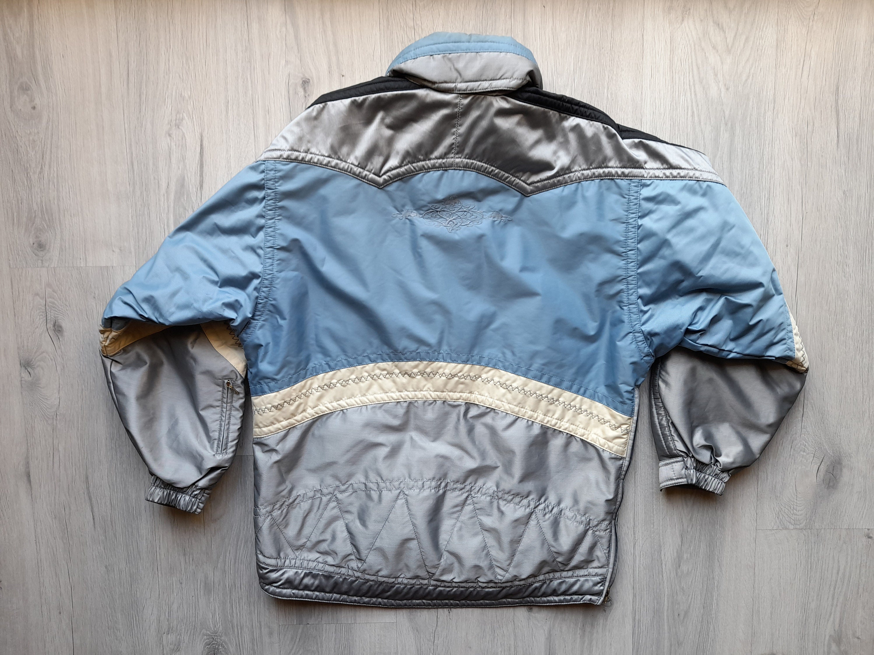 Vintage Descente Womens Snowboard Ski Multicolor Jacket