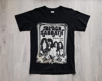 Vintage 2004 'Black Sabbath' T-Shirt Small-Medium , 2004 Black Sabbath Tee