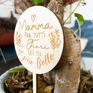 Segnapiante in legno personalizzato floreale e rotondo Idea regalo festa della mamma immagine 9