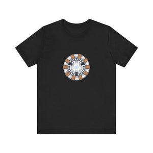 Camiseta de Iron Man de Marvel: regalo para fans de Dungeons and Dragons imagen 3