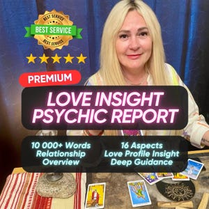 Może przedstawiać: Reklama usługi wróżbiarskiej z tekstem LOVE INSIGHT PSYCHIC REPORT, 10 000+ Words Relationship Overview oraz 16 Aspects Love Profile Insight Deep Guidance, z kartami tarota rozłożonymi na powierzchni stołu.