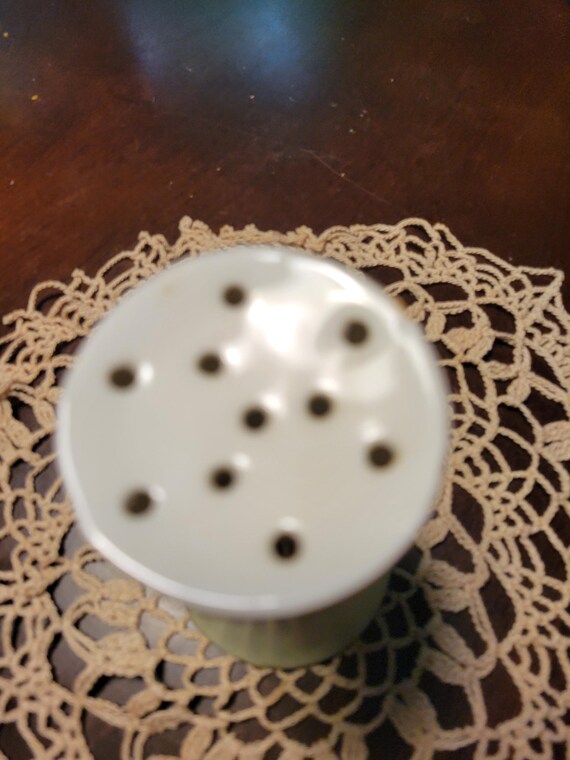 Ceramic Hatpin Containers - image 7