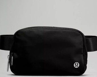 Lululemon Everywhere Belt Bag 1L