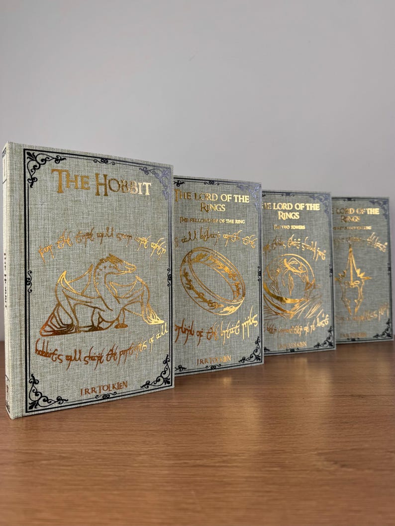 Libros reencuadernados de la trilogía de El Señor de los Anillos y El Hobbit, J.R.R Tolkien, ediciones especiales, hechos a mano, reencuadernados personalizados. imagen 1