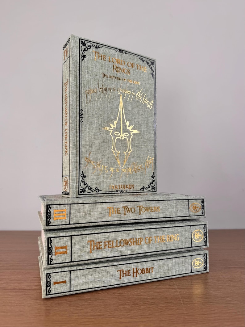 Libros reencuadernados de la trilogía de El Señor de los Anillos y El Hobbit, J.R.R Tolkien, ediciones especiales, hechos a mano, reencuadernados personalizados. imagen 7