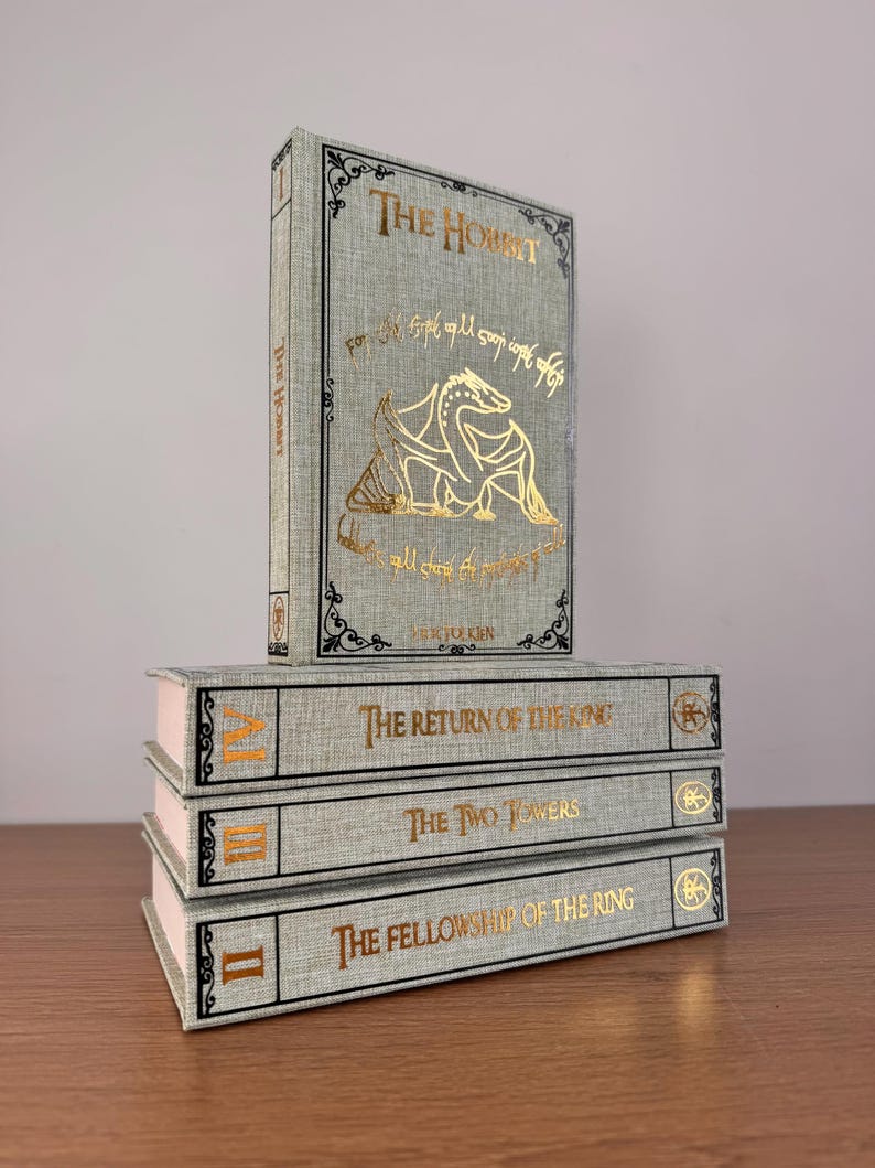 Libros reencuadernados de la trilogía de El Señor de los Anillos y El Hobbit, J.R.R Tolkien, ediciones especiales, hechos a mano, reencuadernados personalizados. imagen 4