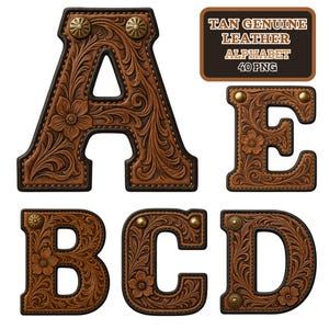 Puede incluir: Letras del alfabeto de cuero genuino marrón claro: A, B, C, D y E. Cada letra presenta un diseño floral y tachuelas de latón. Las letras están delineadas en marrón oscuro y tienen un borde cosido. Un letrero dice "Tan Genuine Leather Alphabet 40 PNG."