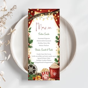 Pode incluir: Um cartão de menu vertical com uma borda de cortina vermelha e tira de filme com luzes de corda. O texto diz Menu, Feature Snacks, Gourmet Popcorn, Holiday Party Mix, Deluxe Nachos, Drinks, Sweets & Treats, Candy Cane Hot Cocoa, Spiced Winter Cider e Holiday Cookies Platter.