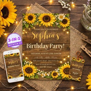 Puede incluir: Un conjunto de invitaciones rústicas para fiestas de cumpleaños con girasoles, luces de cadena y el texto "Sophia's Birthday Party!" sobre un fondo de madera. Incluye un teléfono que muestra el diseño de la invitación y una etiqueta de agradecimiento.