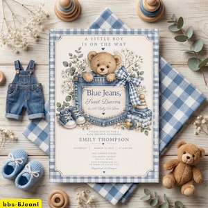 Könnte beinhalten: Eine Babyparty-Einladungskarte mit einem Teddybären in einer Jeanstasche, blauem Vichy-Muster und dem Text A LITTLE BOY IS ON THE WAY, Blue Jeans, Sweet Dreams & A Baby To Love für Emily Thompson am 14. März 2027.