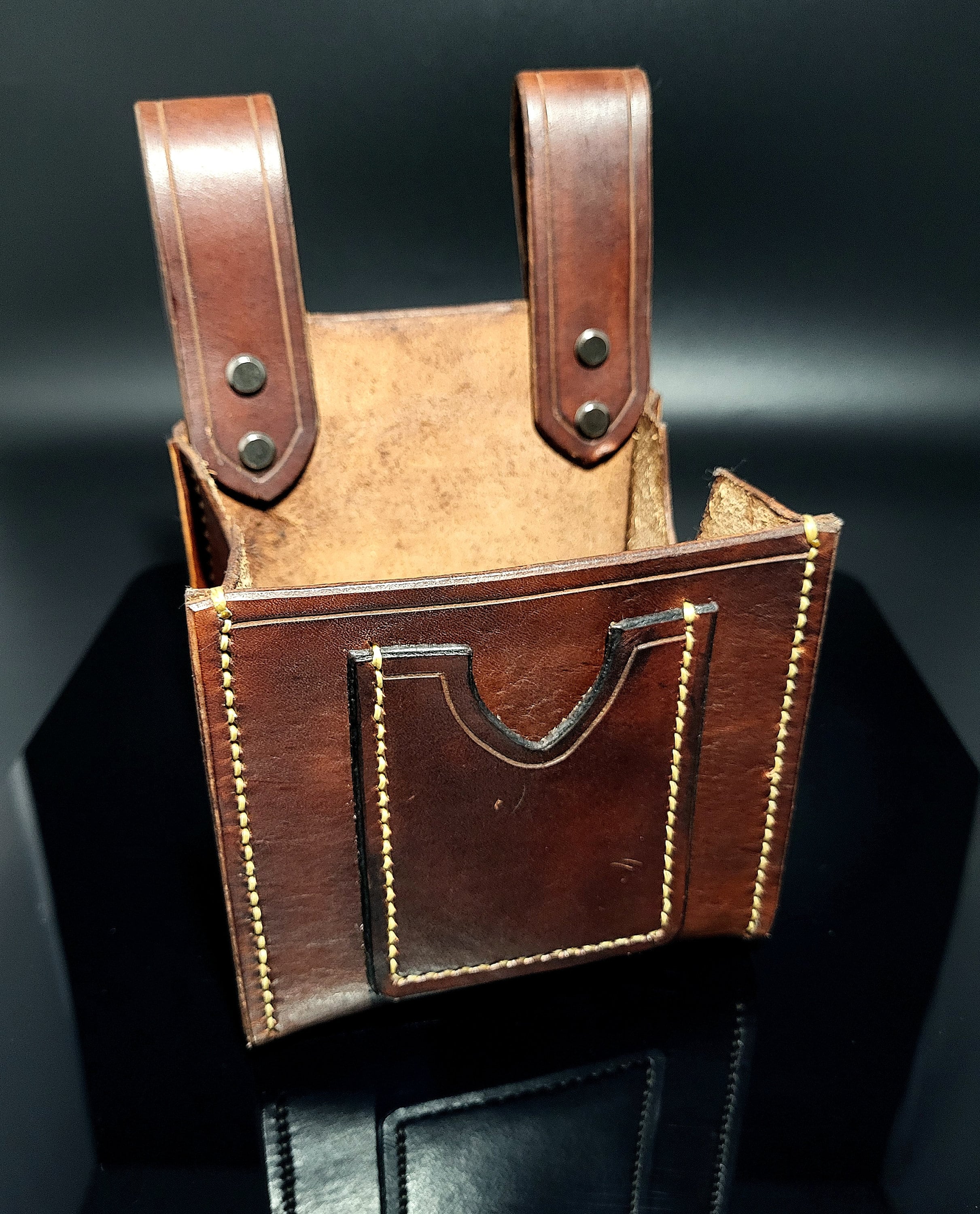 Leather shotgun cartridge pouch hotsell