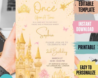 Può includere: Un invito stampabile per una festa di compleanno di 2 anni a tema principessa. L'invito presenta un castello dorato, una corona, una bacchetta magica e farfalle su uno sfondo pesca. Il testo recita "C'era una volta, in una terra non così lontana, c'era una principessa di nome Sophia. Unisciti a noi per festeggiare il suo 2° compleanno. 27 marzo, dalle 14:00 alle 15:00 al castello di Sophia, 123 London Rd, Londra, TR58646."