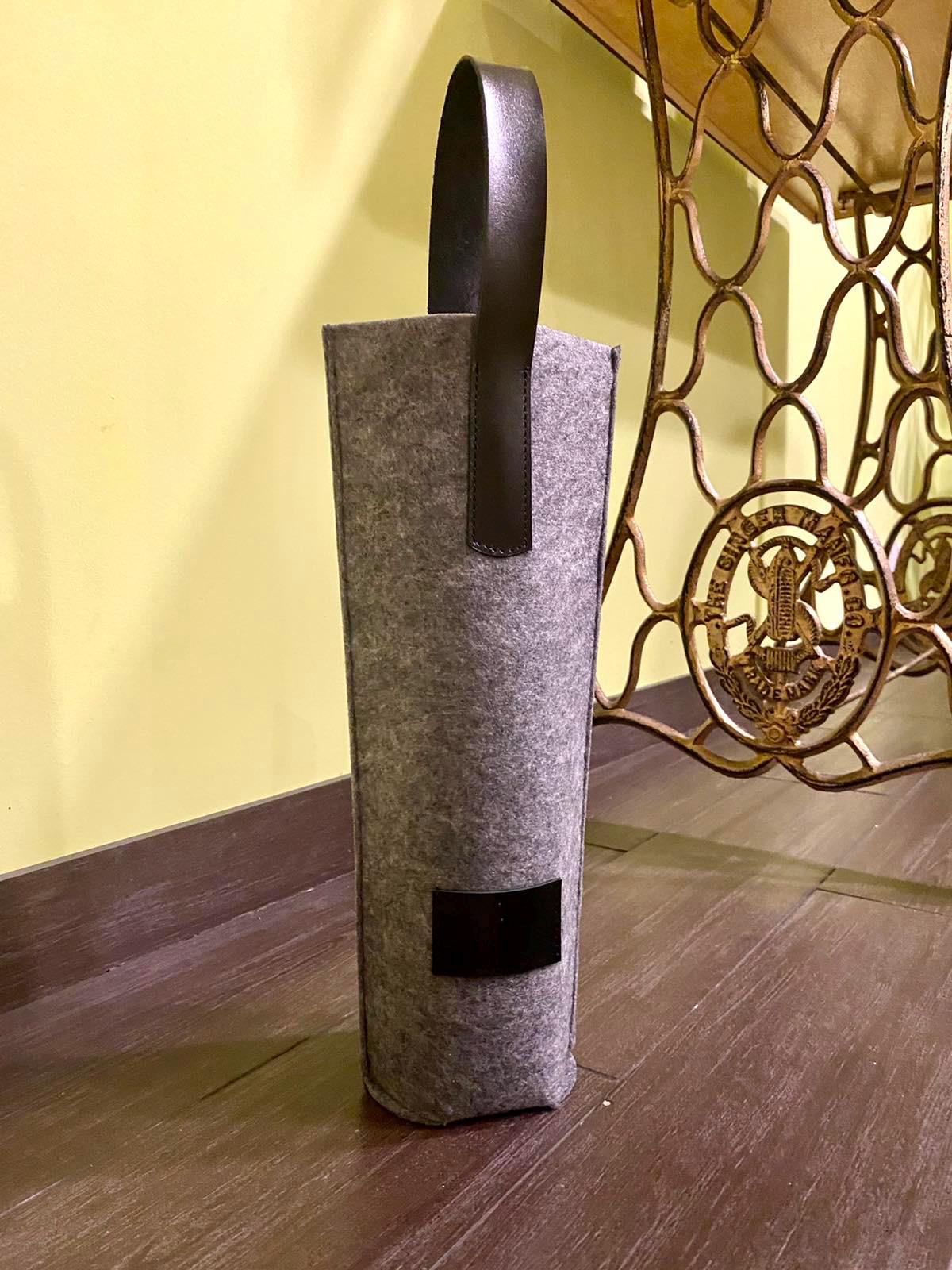 Felt Wine Bottle Holder Leather Handle, Personalized Wine Gift Bag
