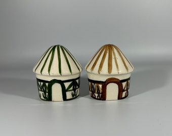 Novelty Ceramic Hut Salt & Peppers Shakers