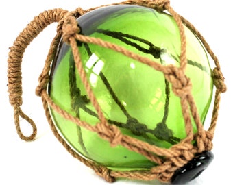 Fisherman ball green diameter 13 cm made of mouth-blown glass with sisal net