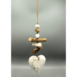Wind chime window decoration heart with driftwood and pebbles length approx. 40 cm