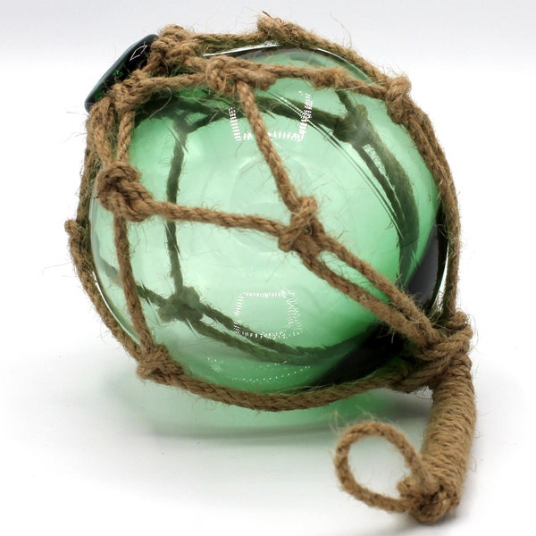 Boule de pêche verte en verre soufflé à la bouche diamètre 10 cm avec filet en sisal