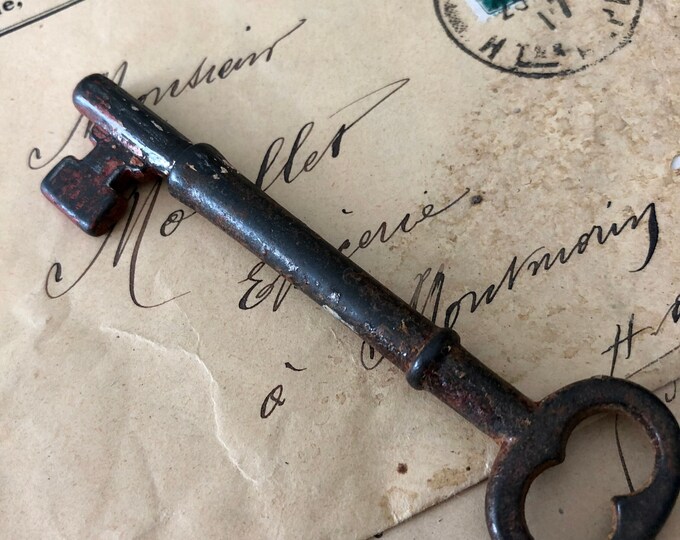 Vintage Skelaton Key 1 Olde Key Olde Door Key - Etsy