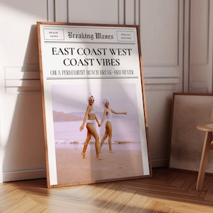 Arte de pared playero imprimible - Arte de pared de periódico / Cartel de surf de chica de coco / Impresión de periódico de decoración de habitación playera / Cartel chic del océano Stay Salty